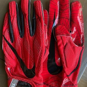 Nike gloves